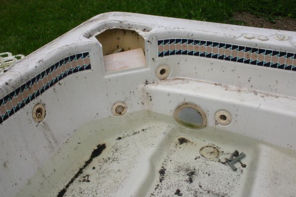 Hot Tub Removal in Waldorf